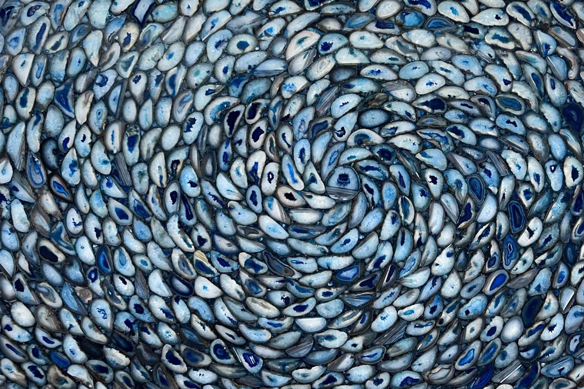 Agata Blue Spiral Close