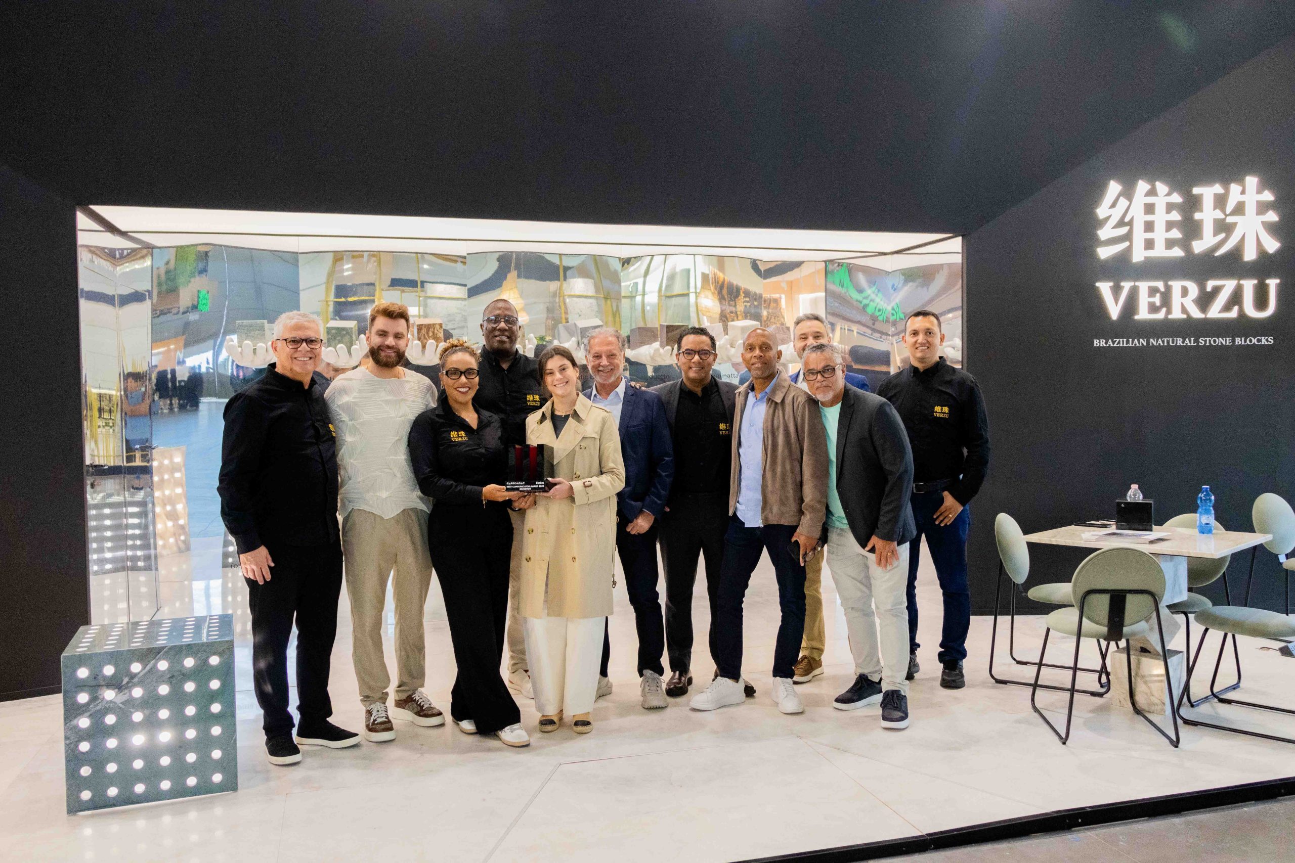 Verzu é premiada na Marmomac 2025 com o Best Communicator Award