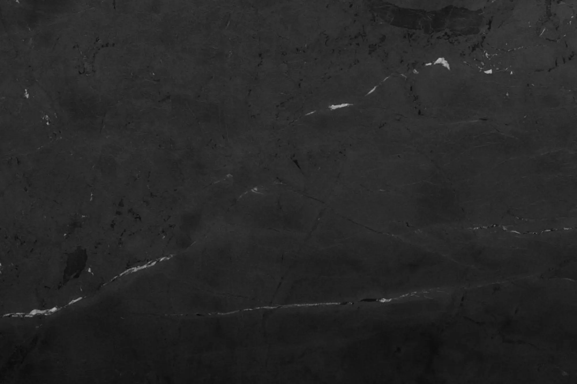 Diamond Black Granito